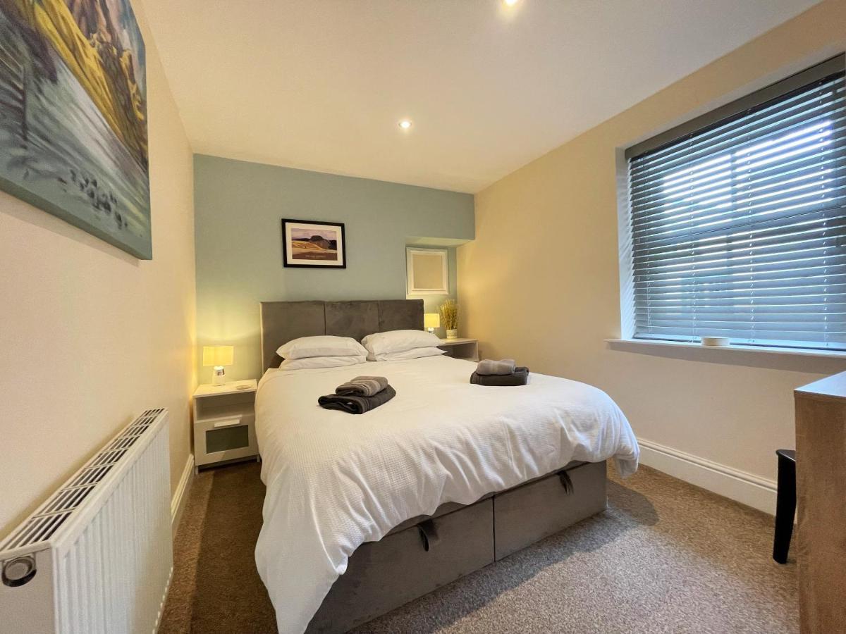 Arthurs Cottage -Charming Courtyard Cottage In The Heart Of Kendal, The Lake District Kültér fotó