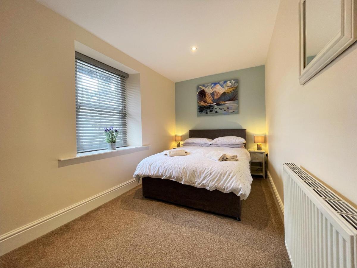 Arthurs Cottage -Charming Courtyard Cottage In The Heart Of Kendal, The Lake District Kültér fotó